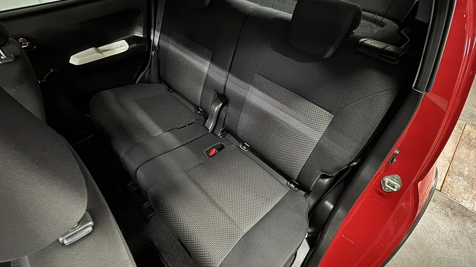 SUZUKI Ignis -