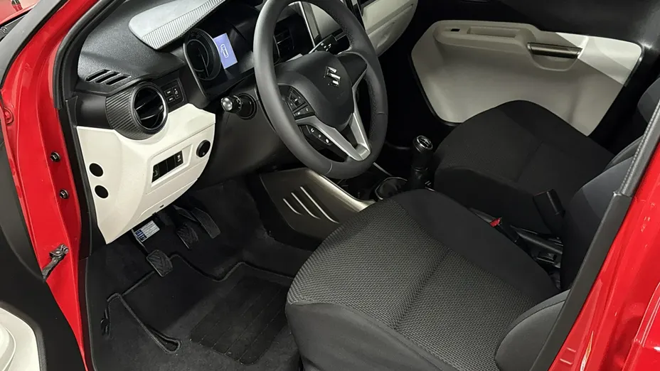 SUZUKI Ignis -