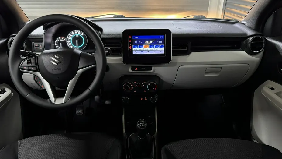 SUZUKI Ignis -