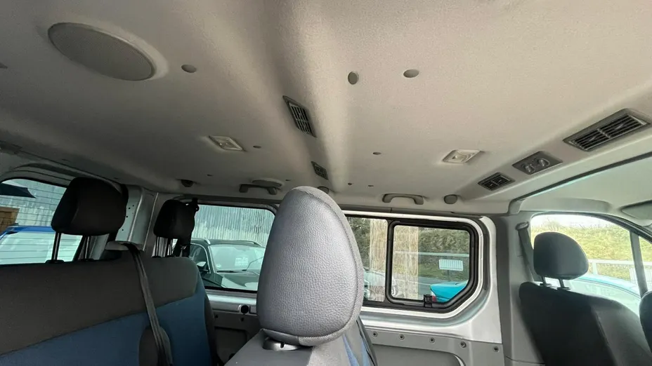 RENAULT Trafic -