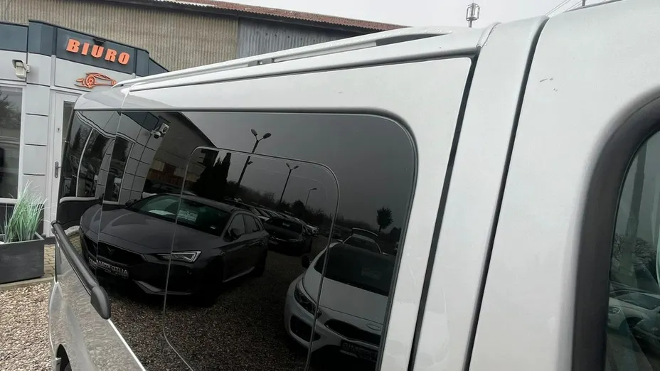 RENAULT Trafic -