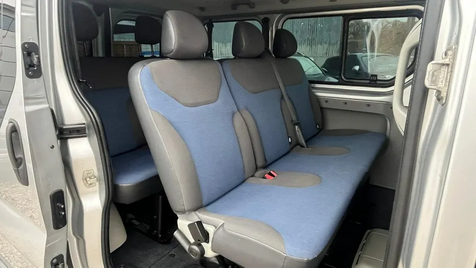 RENAULT Trafic -