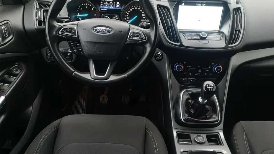 FORD Kuga -
