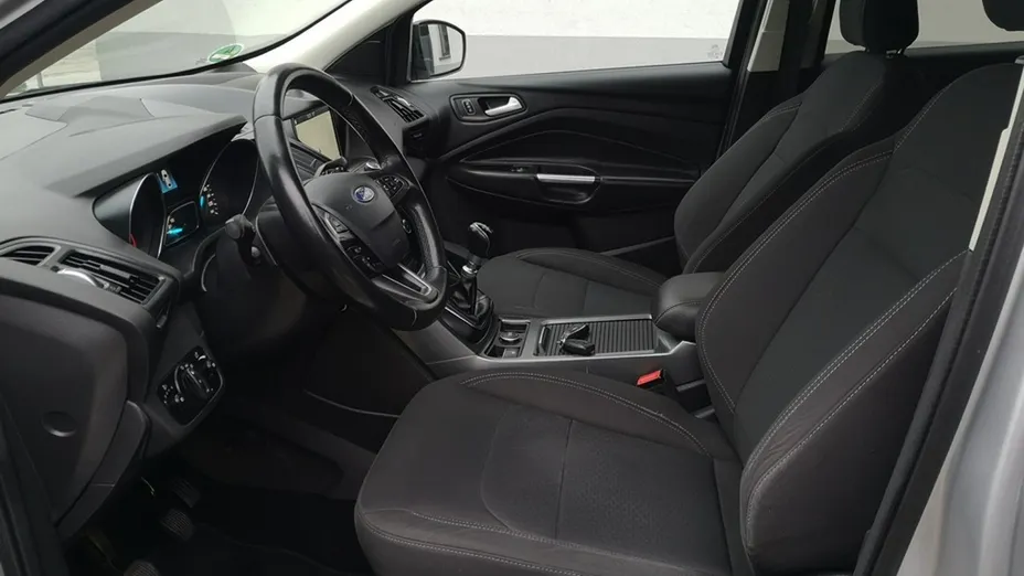 FORD Kuga -