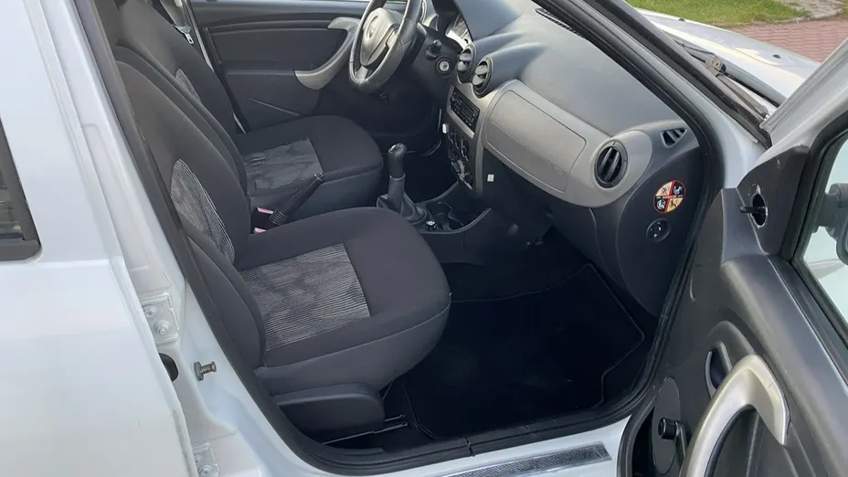 DACIA Sandero -