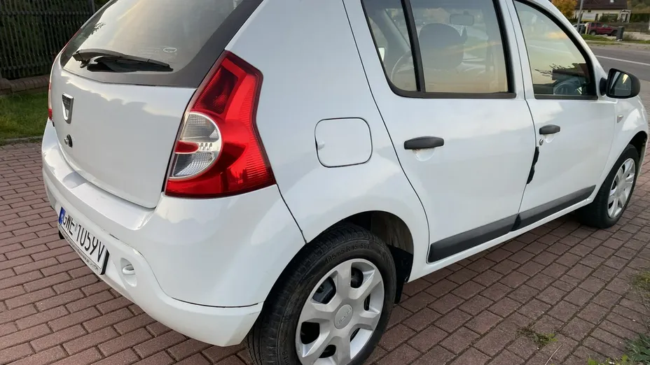 DACIA Sandero -