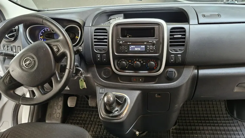OPEL Vivaro -