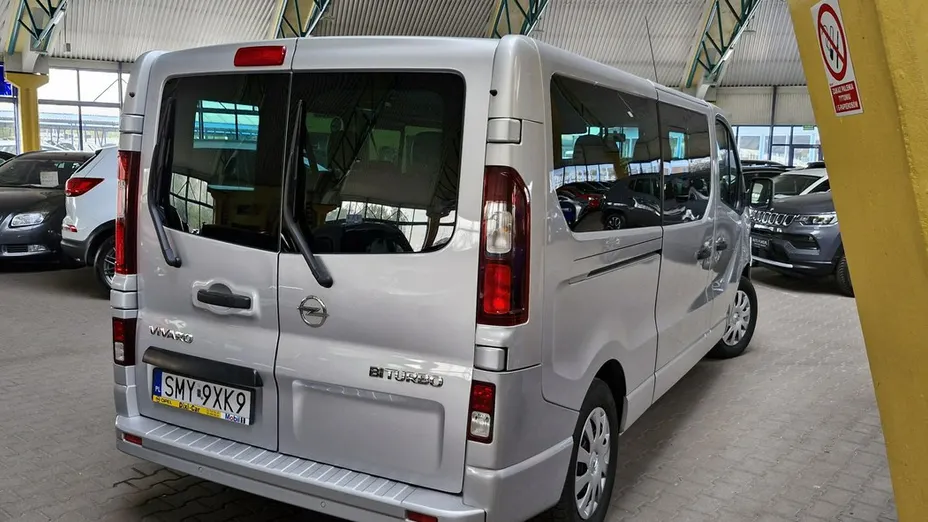 OPEL Vivaro -