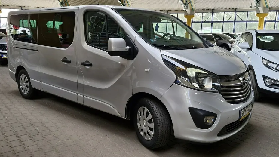 OPEL Vivaro -