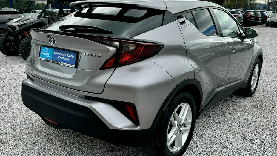 TOYOTA C-HR -