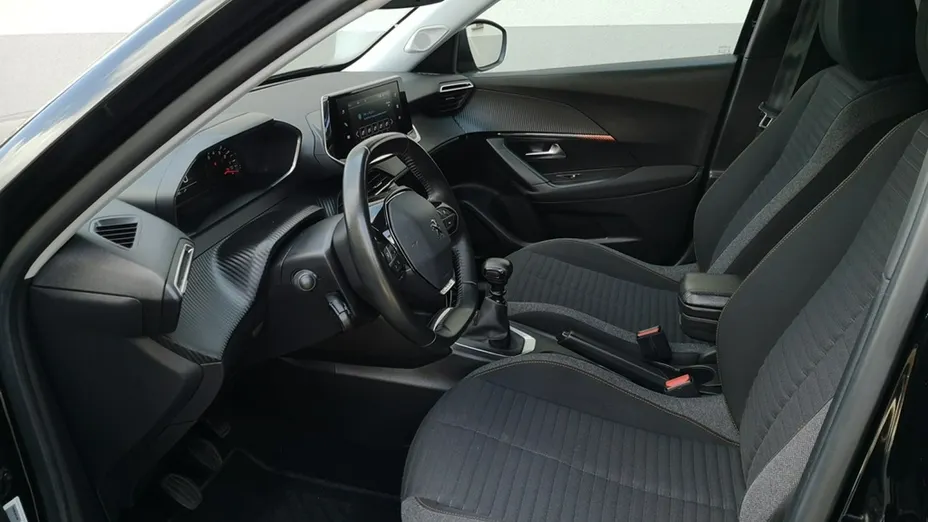 PEUGEOT 2008 -
