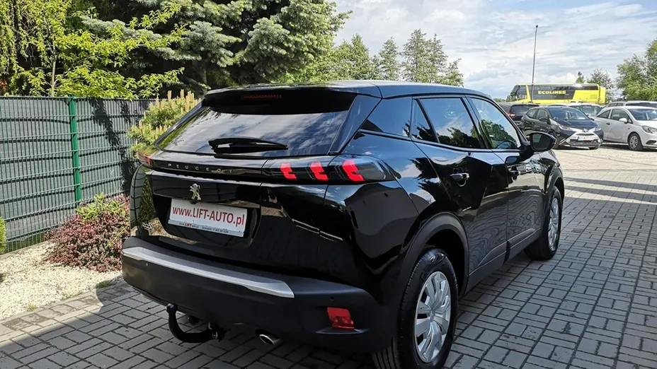 PEUGEOT 2008 -