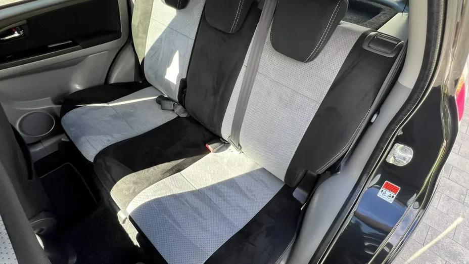 SUZUKI SX4 -