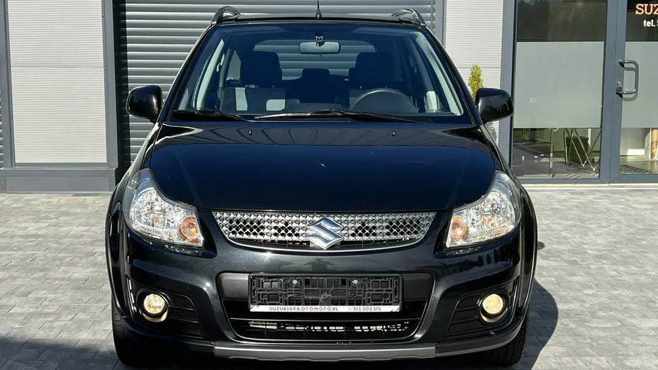 SUZUKI SX4 -