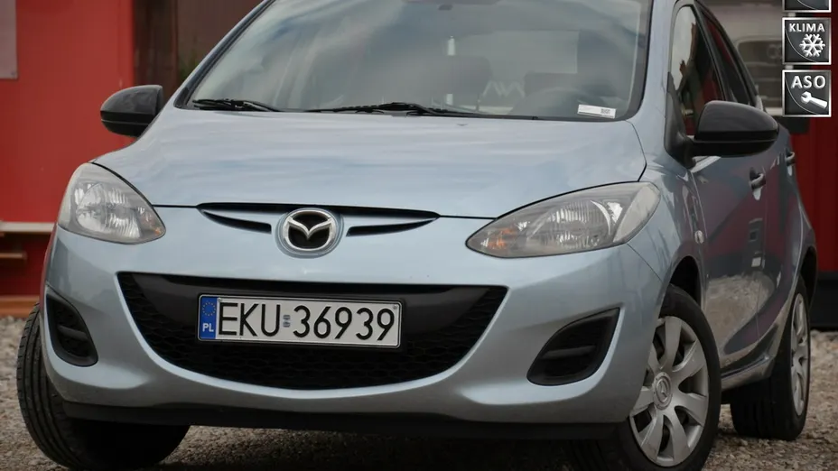 MAZDA 2 -