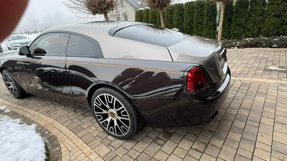 ROLLS-ROYCE Wraith -
