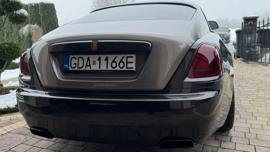 ROLLS-ROYCE Wraith -