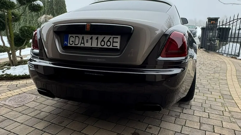 ROLLS-ROYCE Wraith -