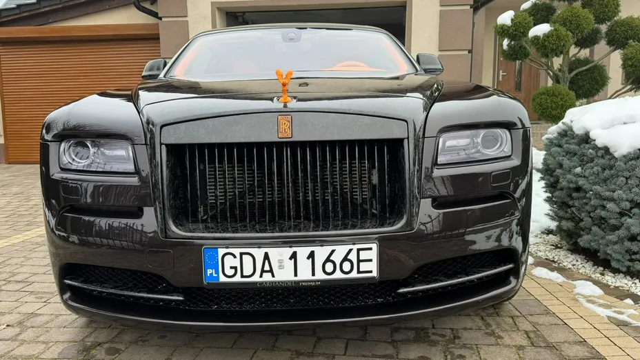 ROLLS-ROYCE Wraith -