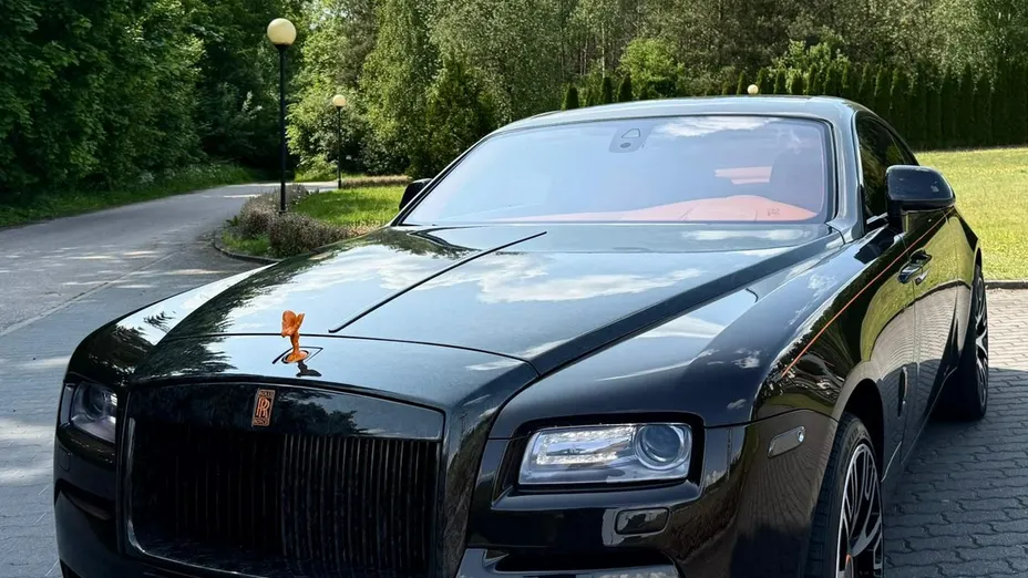 ROLLS-ROYCE Wraith -