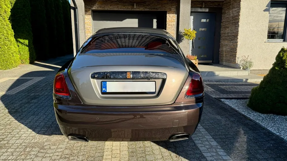 ROLLS-ROYCE Wraith -