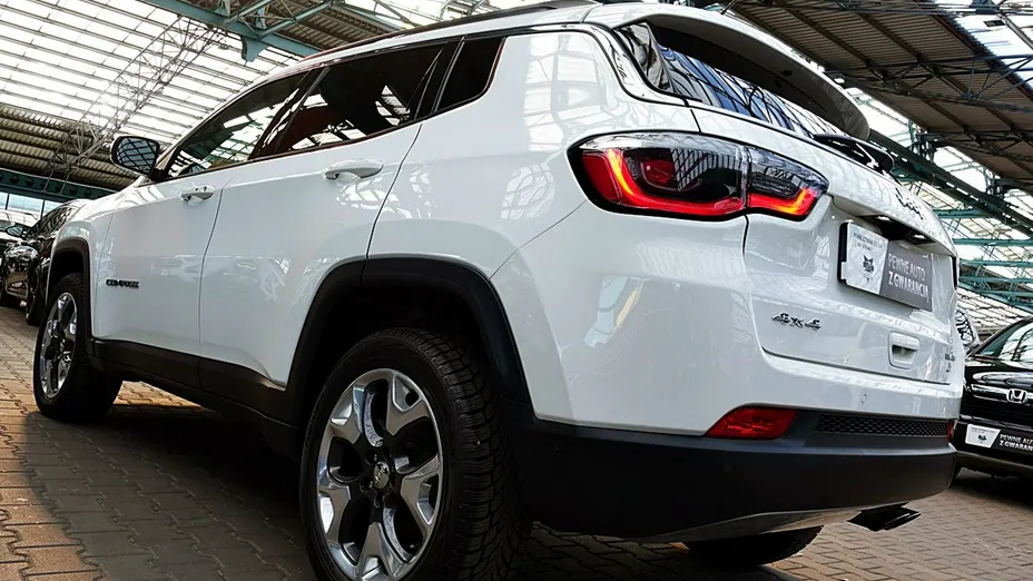 JEEP Compass -