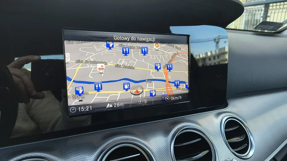 MERCEDES-BENZ E Klasa -