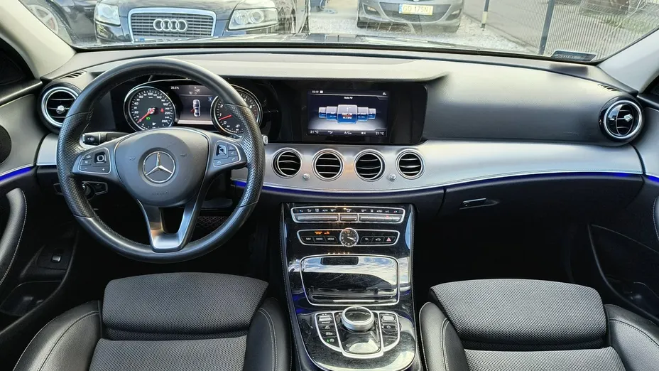 MERCEDES-BENZ E Klasa -