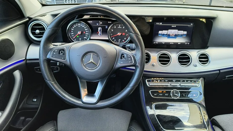 MERCEDES-BENZ E Klasa -