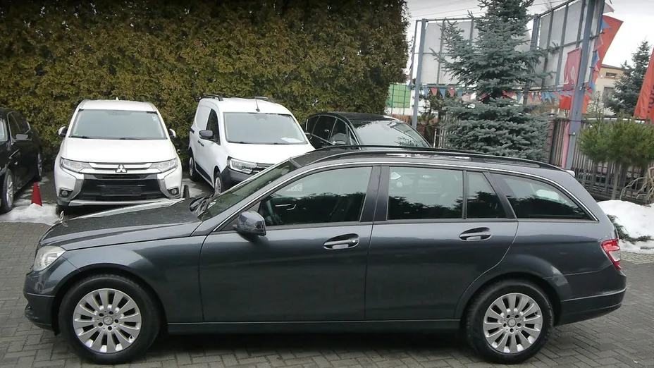 MERCEDES-BENZ C Klasa -