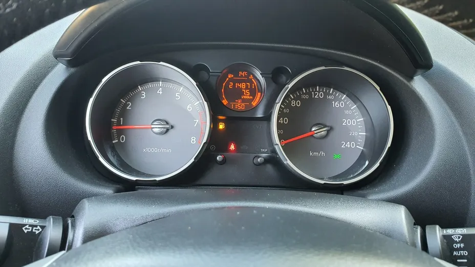 NISSAN Qashqai -