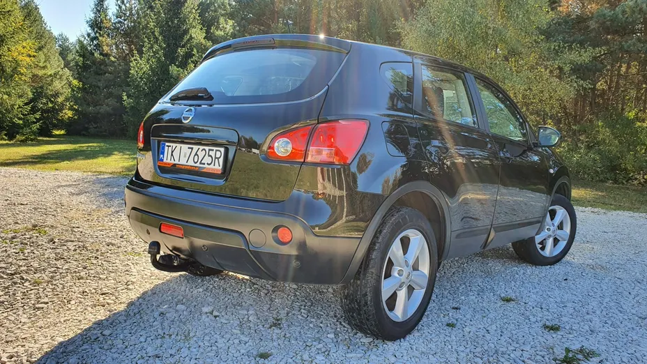 NISSAN Qashqai -