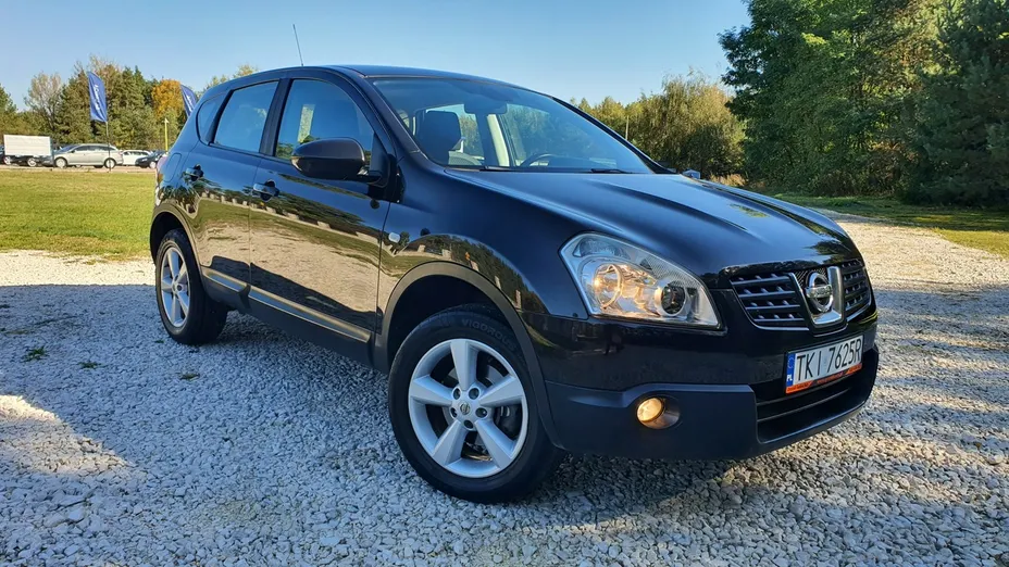 NISSAN Qashqai -