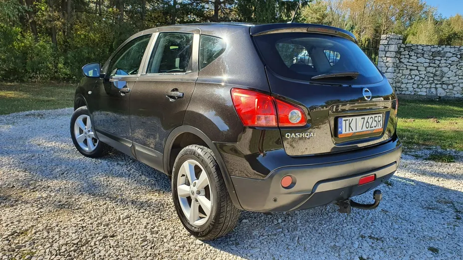 NISSAN Qashqai -