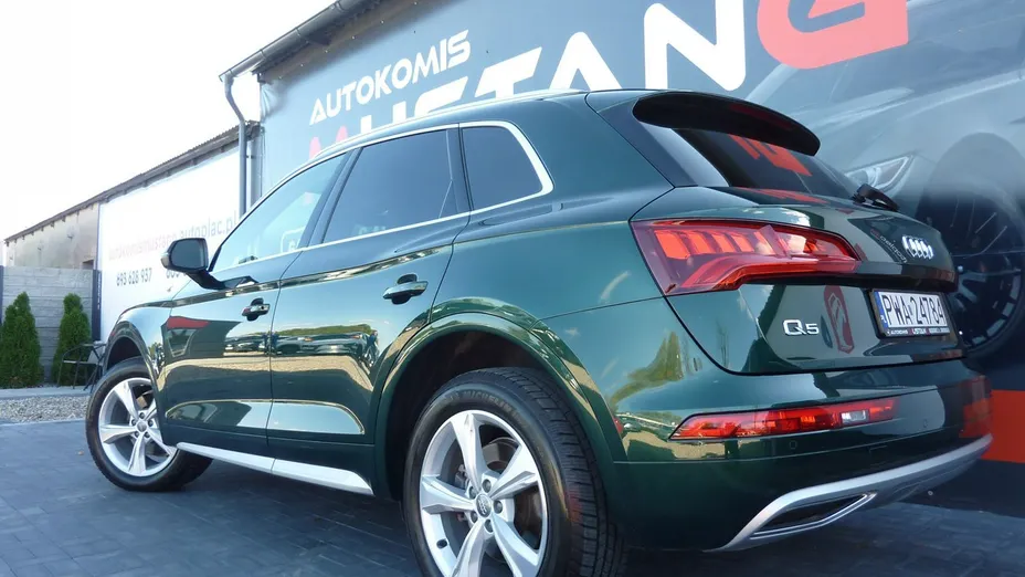 AUDI Q5 -