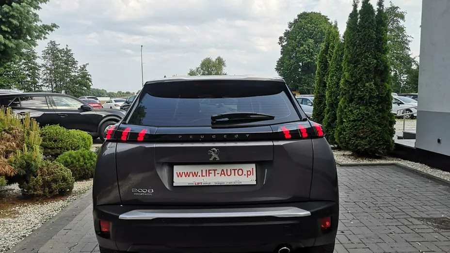 PEUGEOT 2008 -