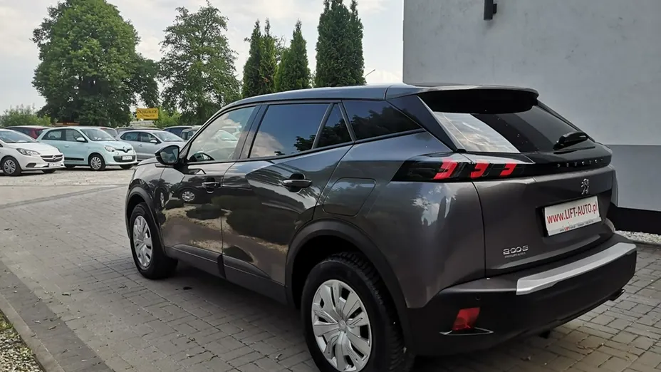 PEUGEOT 2008 -