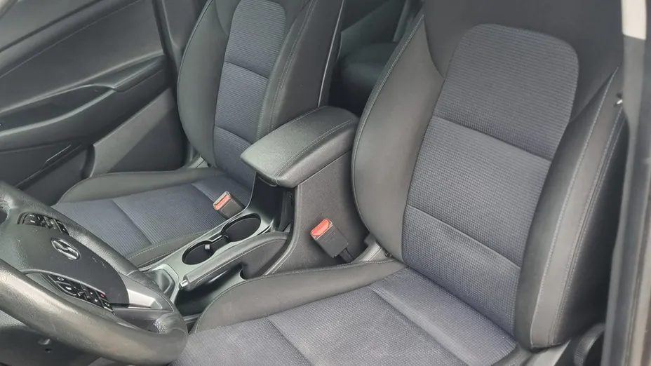 HYUNDAI Tucson -