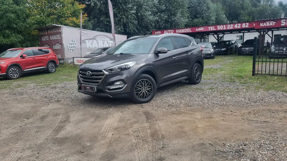 HYUNDAI Tucson -