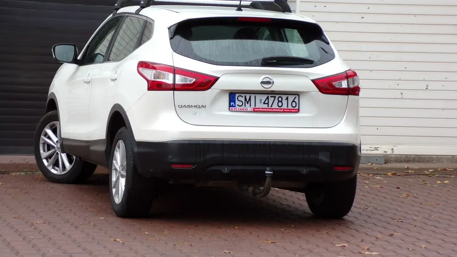 NISSAN Qashqai -