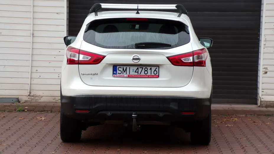 NISSAN Qashqai -