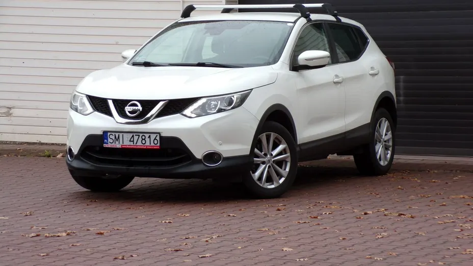 NISSAN Qashqai -