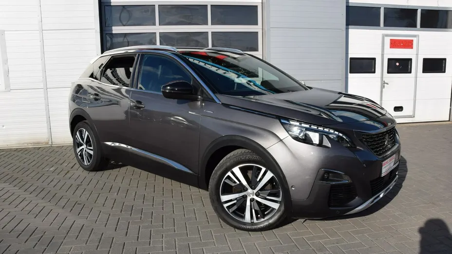 PEUGEOT 3008 -