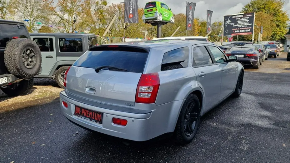 CHRYSLER 300 C -