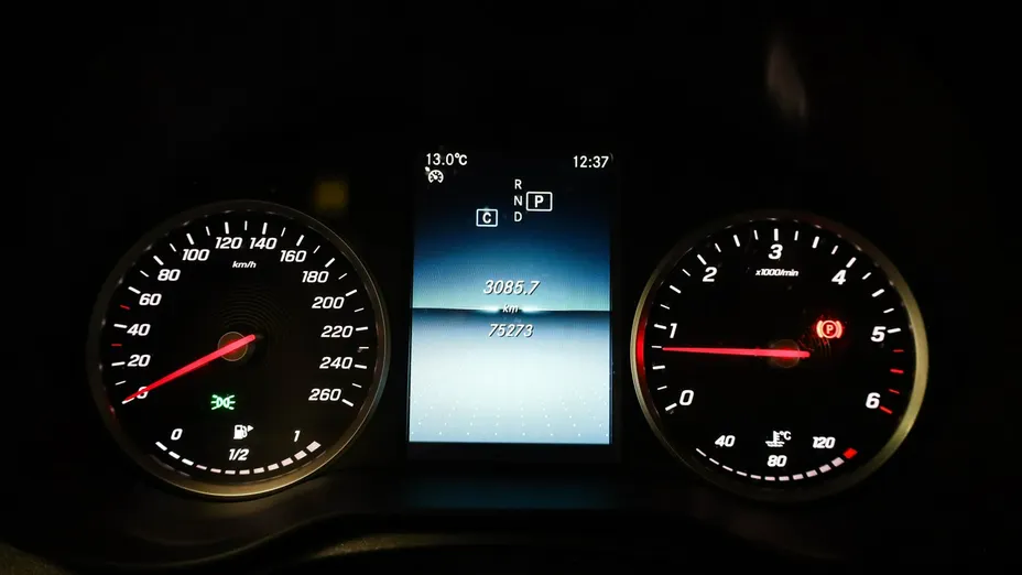 MERCEDES-BENZ C Klasa -