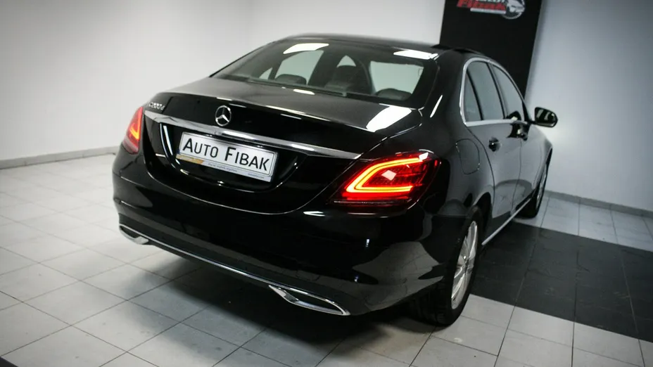 MERCEDES-BENZ C Klasa -