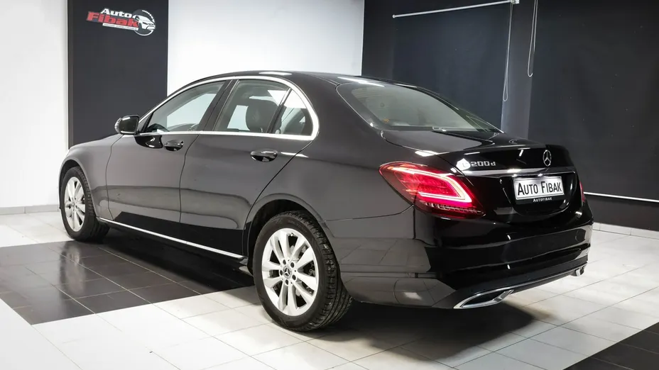 MERCEDES-BENZ C Klasa -