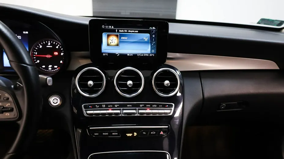 MERCEDES-BENZ C Klasa -