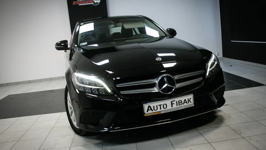 MERCEDES-BENZ C Klasa -