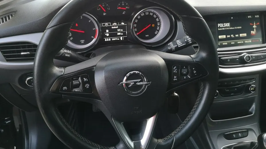 OPEL Astra -
